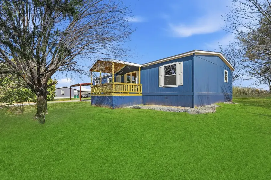 206 Rhett Court, Aurora, TX 76078 - #2