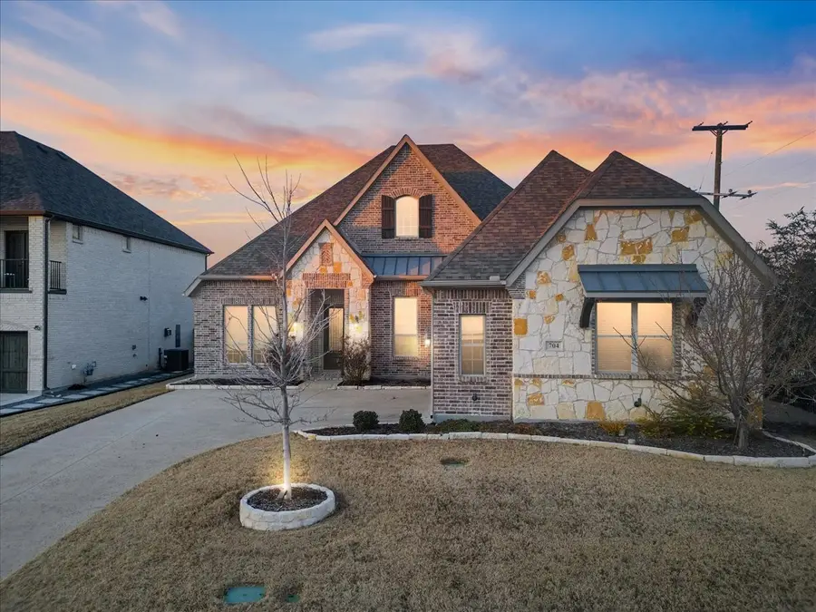 704 Montrose Drive, Rockwall, TX 75087 - Image #2