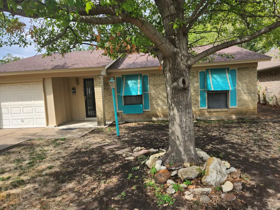 5820 Blackmore Avenue, Fort Worth, TX 76107 - #3