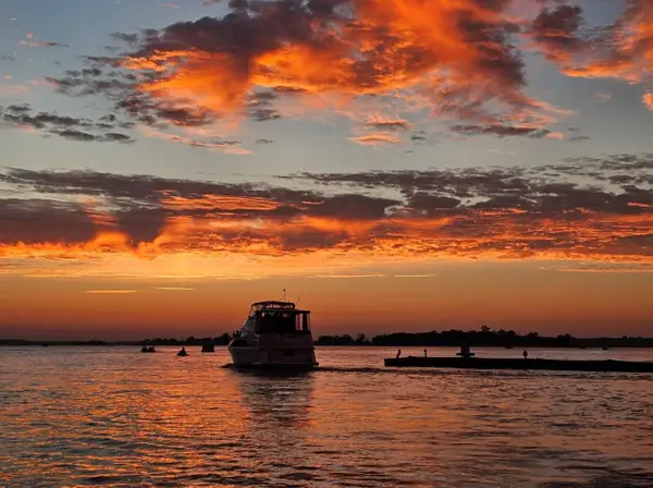 143 Whispering Pine Drive, Gordonville, TX 76245