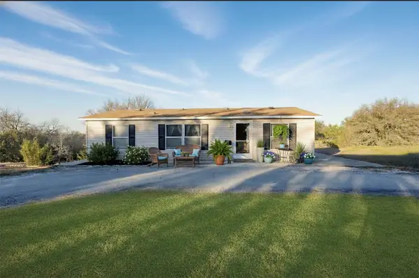 3233 Deer Path Lane #1, Weatherford, TX 76085