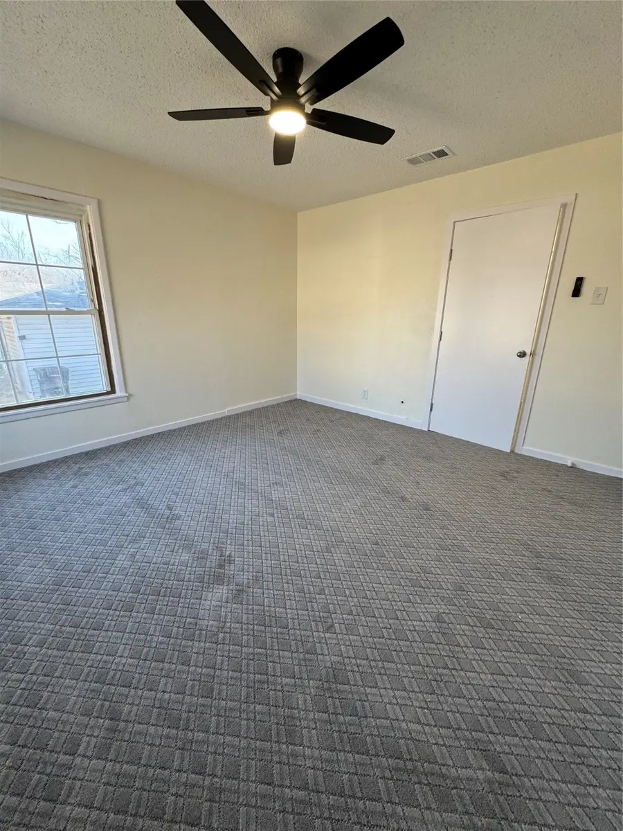 214 E Acheson Street, Denison, TX 75021 - Image #3