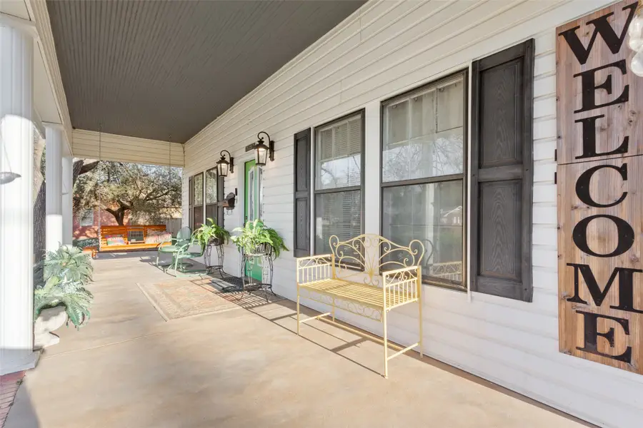 1026 W 7th Street, McGregor, TX 76657 - #2