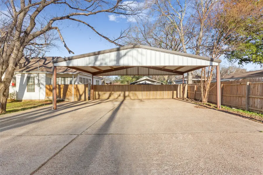 1026 W 7th Street, McGregor, TX 76657 - #3