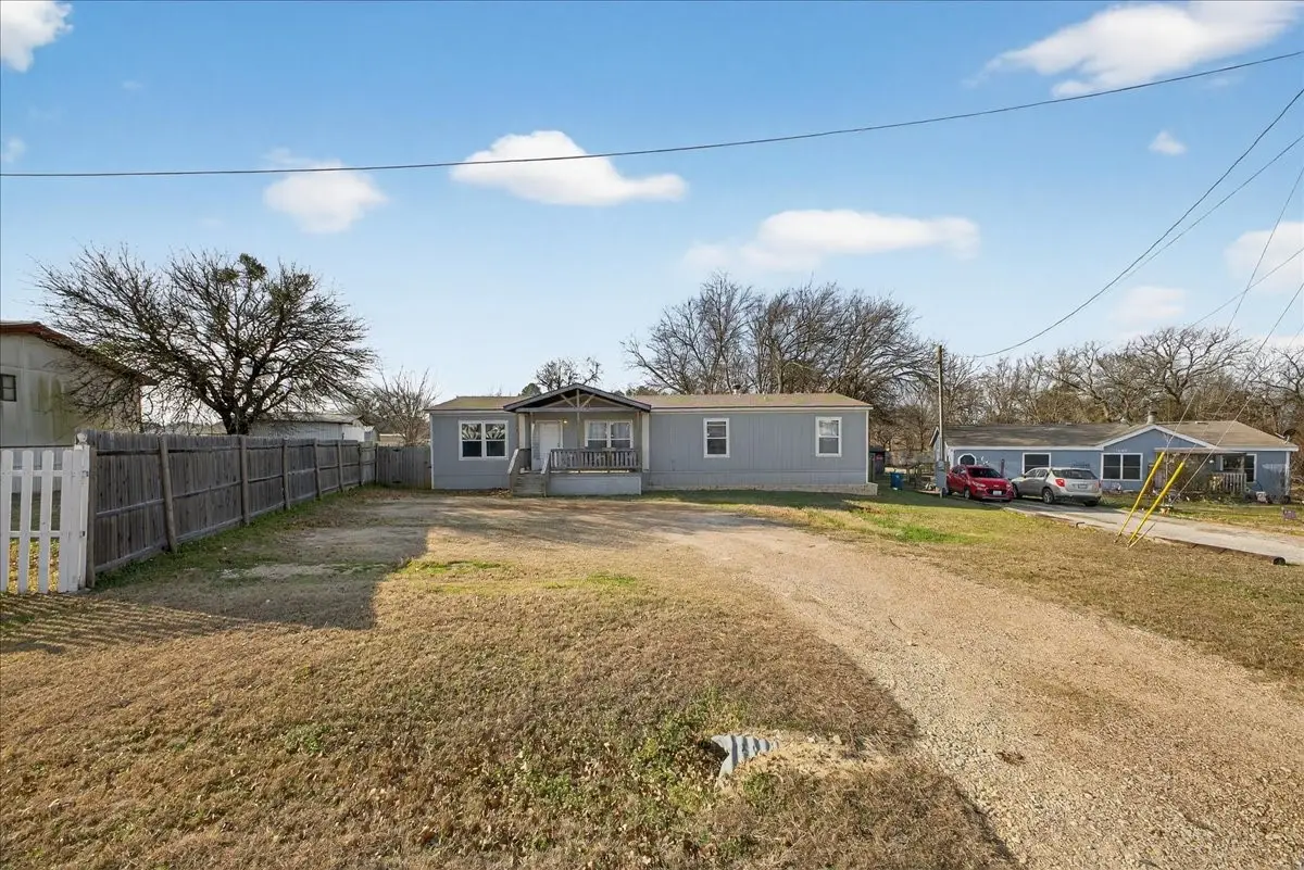 3605 Mockingbird Circle, Cleburne, TX 76031 - Image #1
