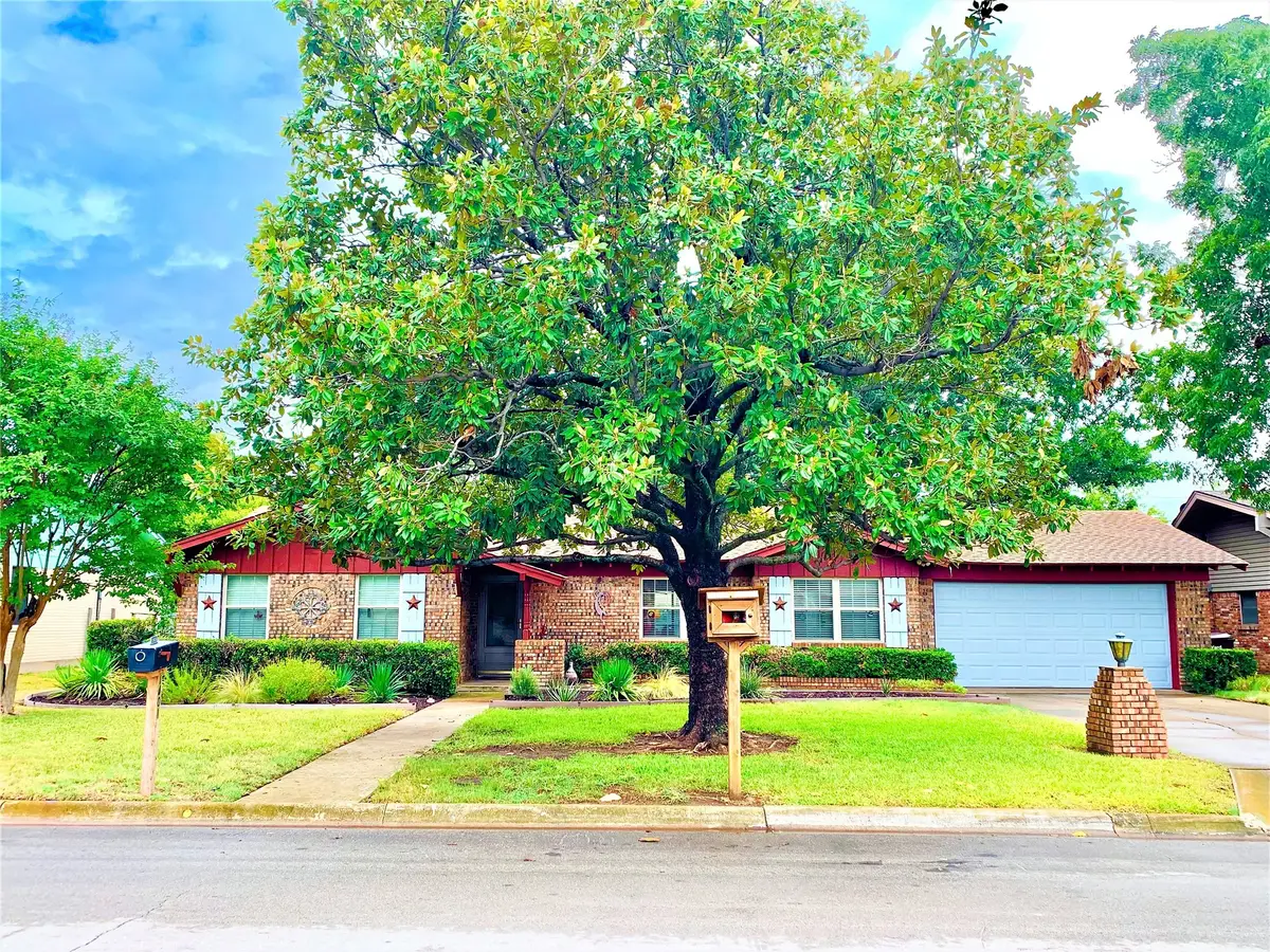 1401 Amherst Drive, Denton, TX 76201 - Image #1