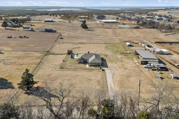 11975 Massey Road, Pilot Point, TX 76258