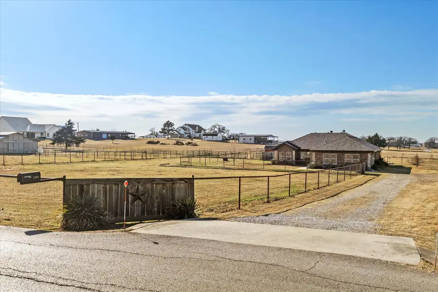 11975 Massey Road, Pilot Point, TX 76258 - Image #3