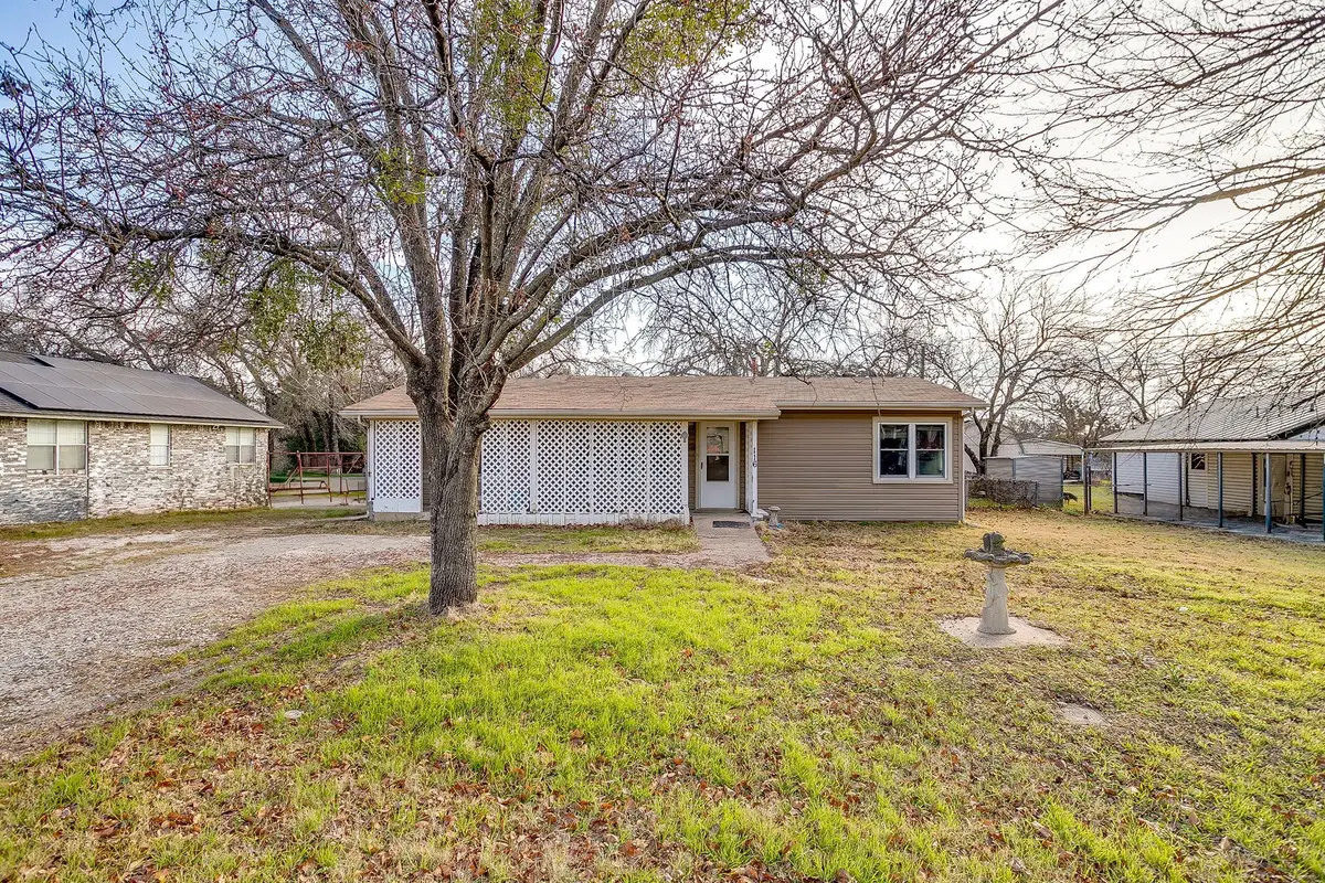 116 Westline Road, Azle, TX 76020 - Image #1