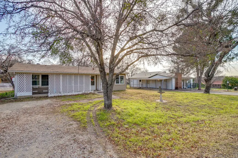 116 Westline Road, Azle, TX 76020 - Image #3