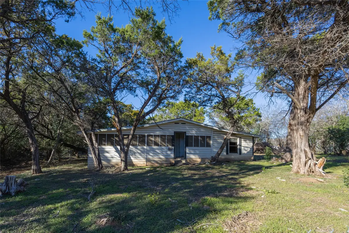 566 County Road 1743, Clifton, TX 76634 - Image #1