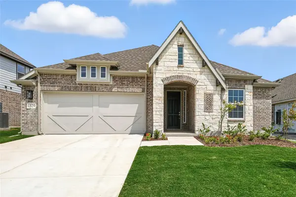 1226 Stockton Trail, Red Oak, TX 75154