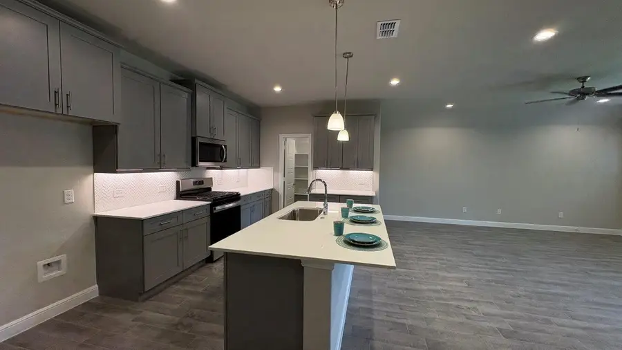 4125 Cornerstone Circle, Granbury, TX 76048 - #3