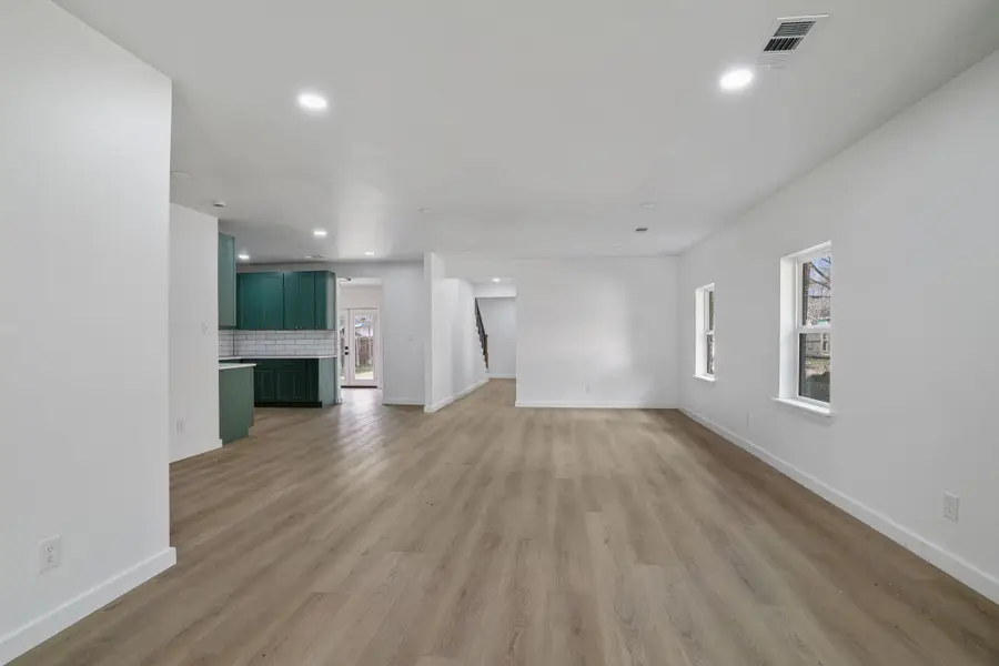 2916 Travis Avenue, Fort Worth, TX 76110 - Image #2