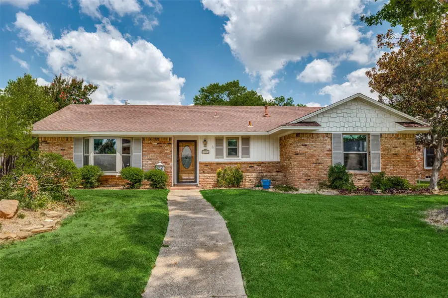 530 Parkview Lane, Richardson, TX 75080 - #2