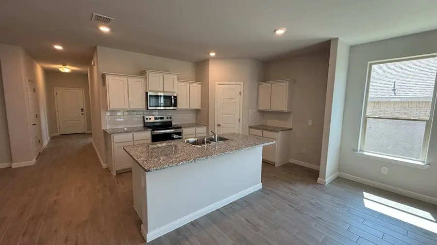 1960 Preakness Drive, Granbury, TX 76049 - Image #2