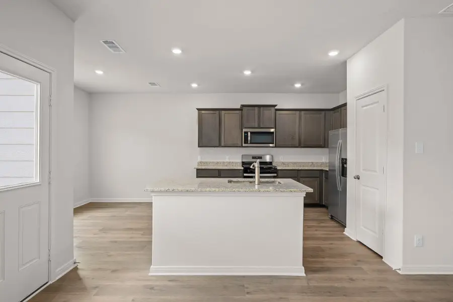 300 Revolution Drive, Venus, TX 76084 - #2