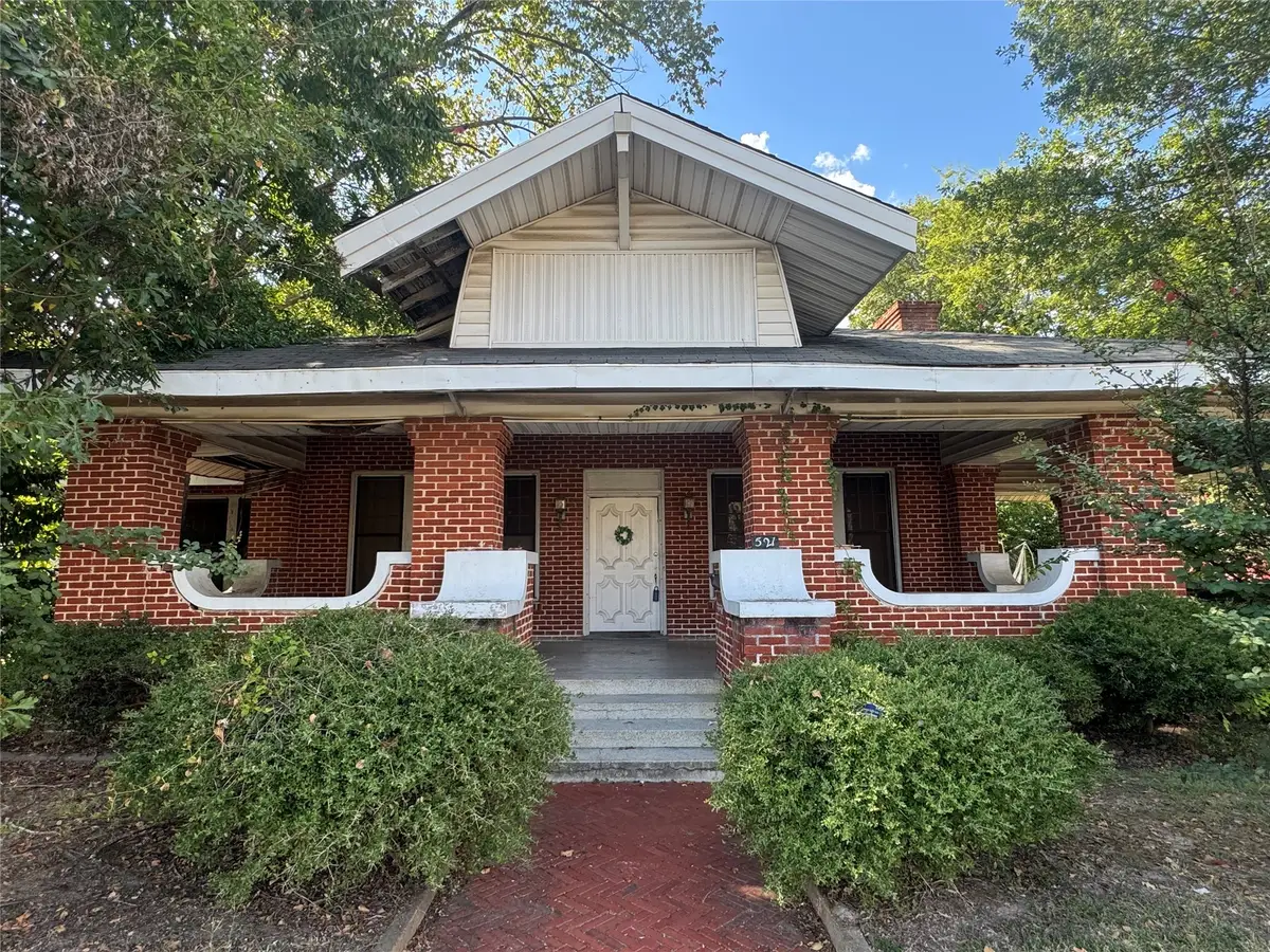 521 N 1st Street, Lufkin, TX 75901 - #1