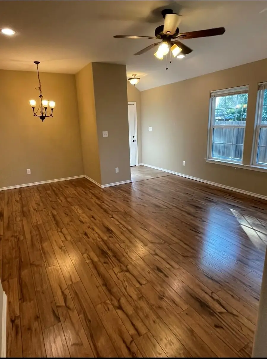 719 Harness Trail, Granbury, TX 76049 - Image #3