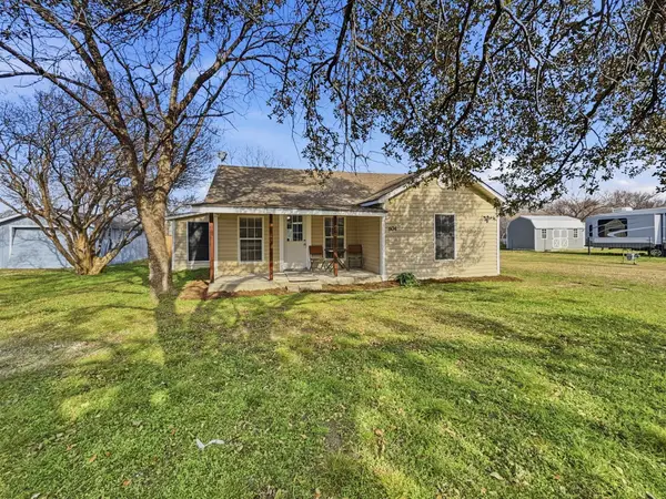 604 N Pecan Avenue, Hubbard, TX 76648