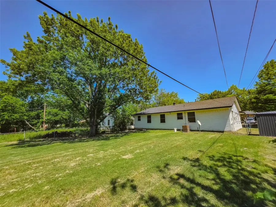 325 Clary Drive, Mesquite, TX 75149 - Image #2