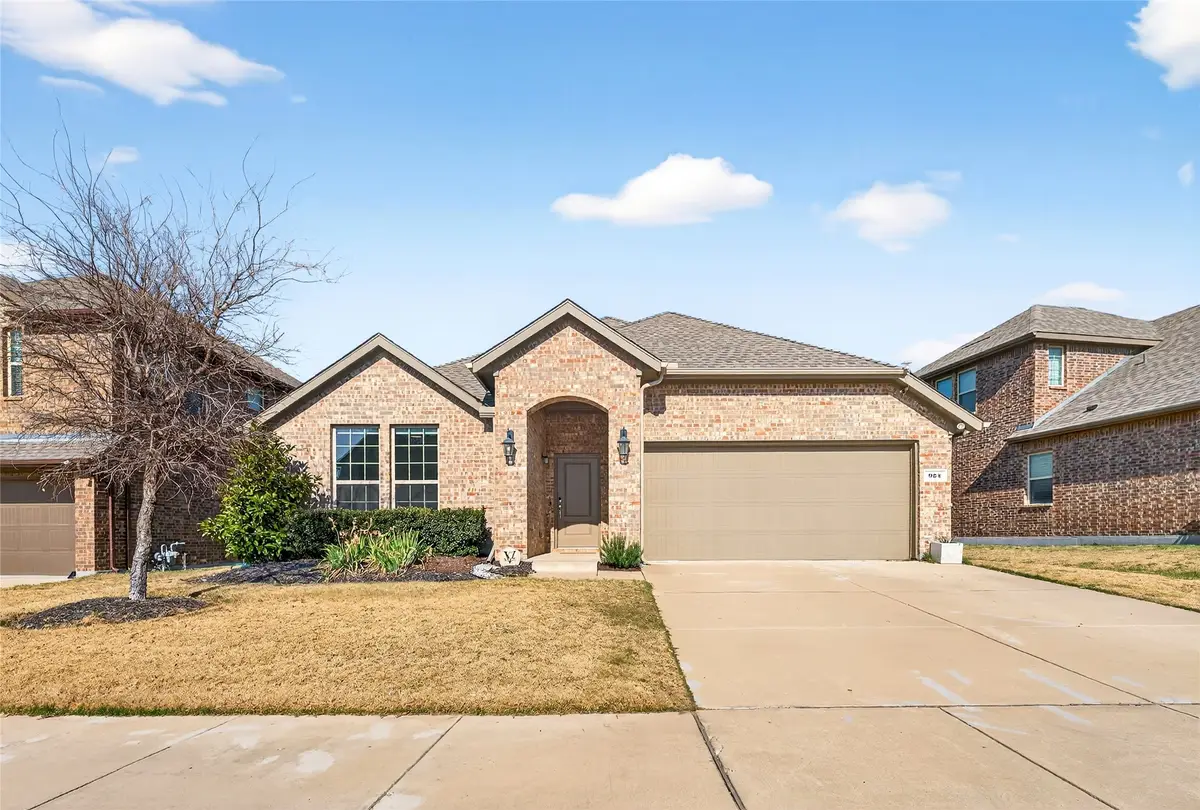 924 Royal Lane, Celina, TX 75009 - Image #1