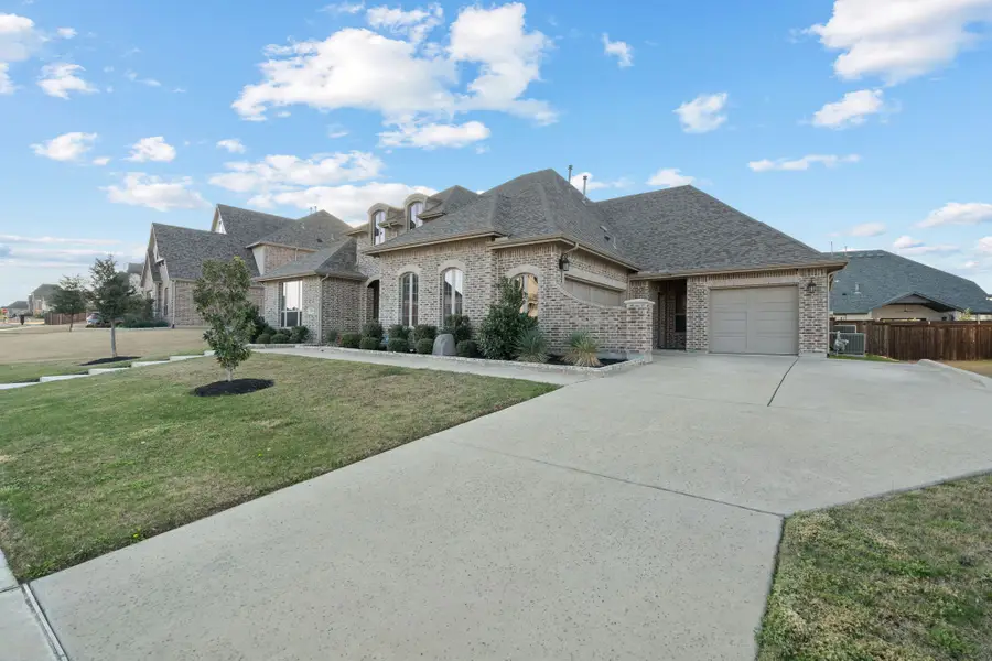 2805 Chandler Court, Mansfield, TX 76063 - Image #2