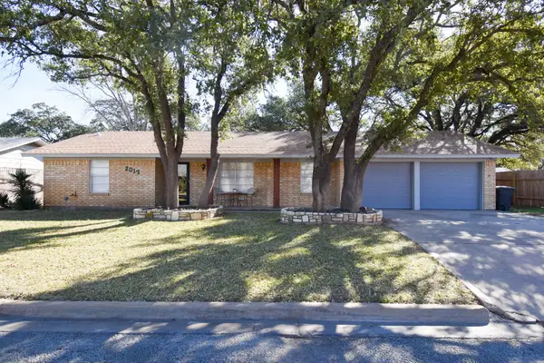 2017 S High Street, Brady, TX 76825