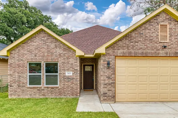 2621 Canton Drive, Fort Worth, TX 76112