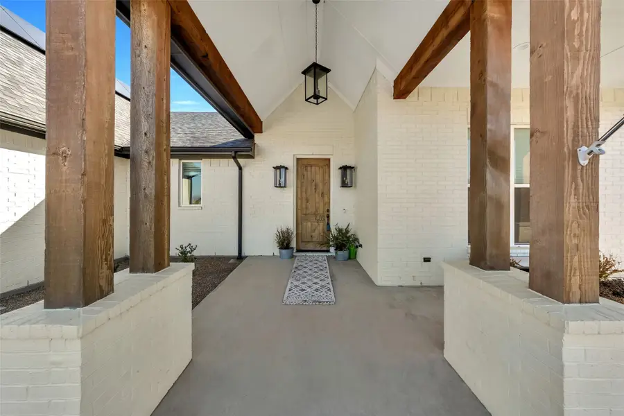 1040 Agnes N, Springtown, TX 76082 - #2