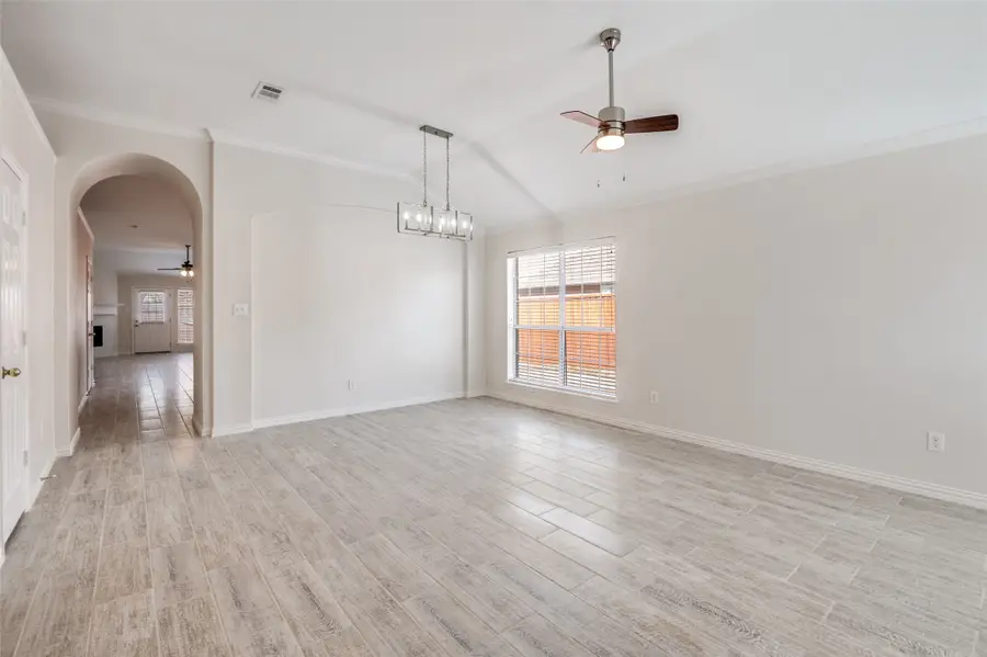 6101 Apache Drive, The Colony, TX 75056 - Image #3