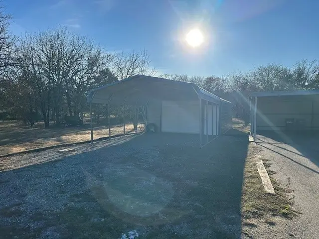 6005 Vinery Lane, Joshua, TX 76058 - Image #3