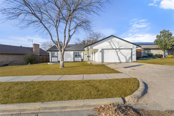 2023 Deerfield Drive, Carrollton, TX 75007