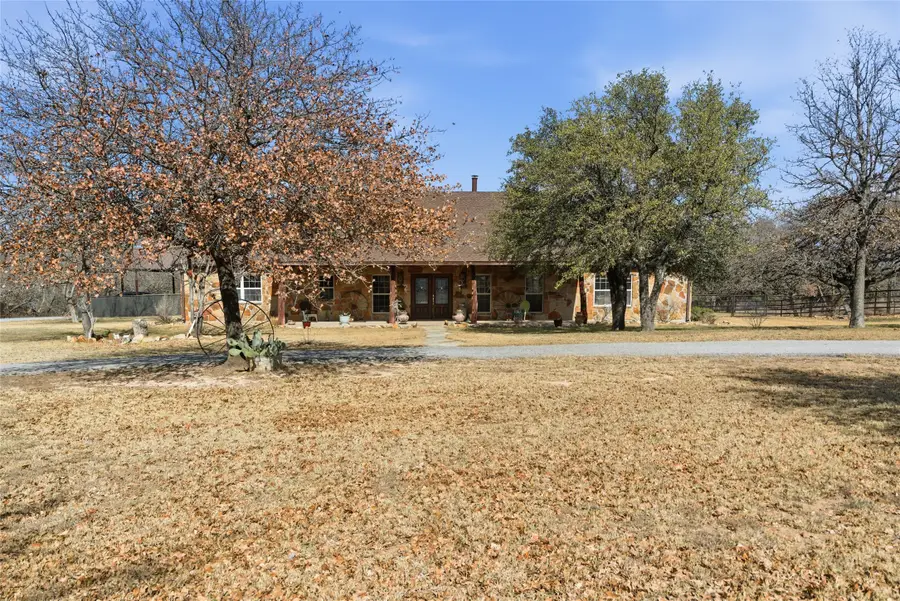 4412 Holbrook Road, Springtown, TX 76082 - Image #3