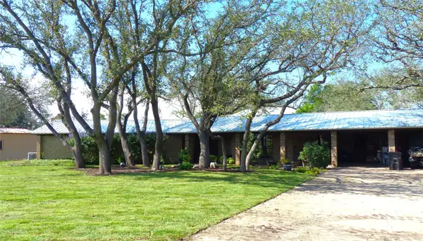 135 Lakeview, Brady, TX 76825
