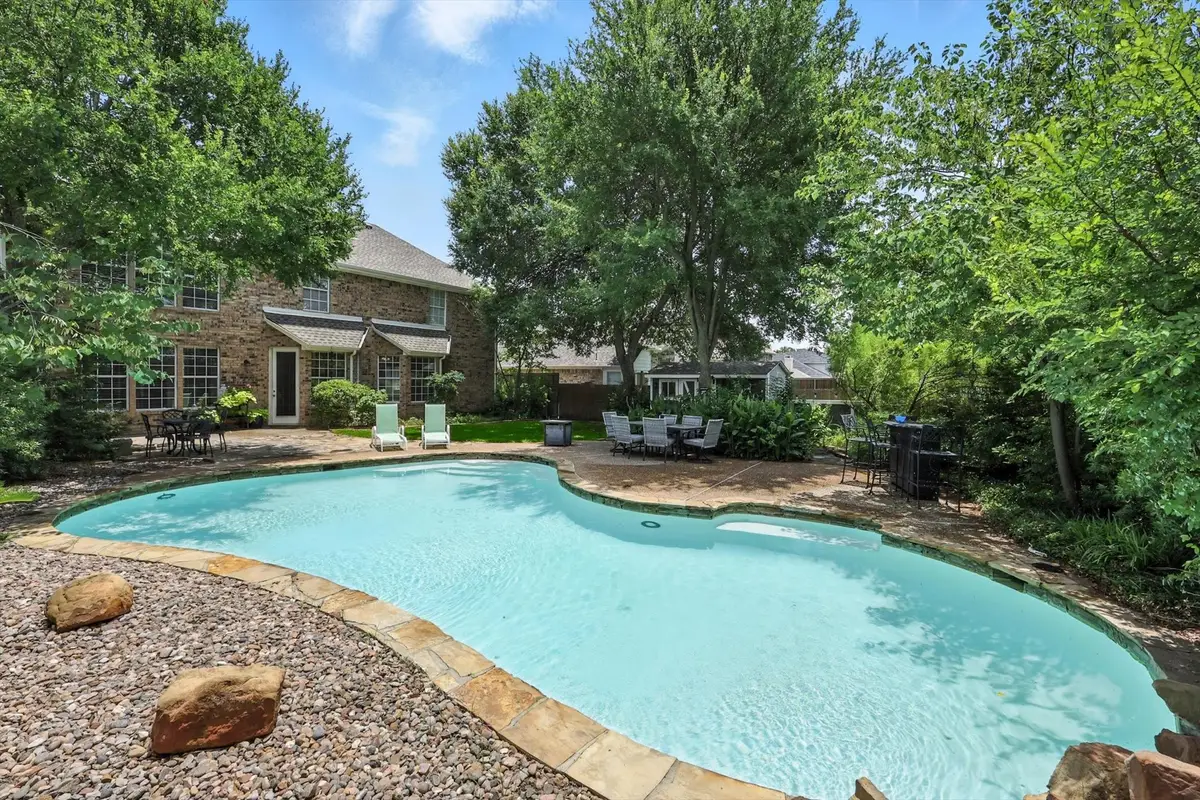 3501 Devonshire Court, Flower Mound, TX 75022 - Image #1