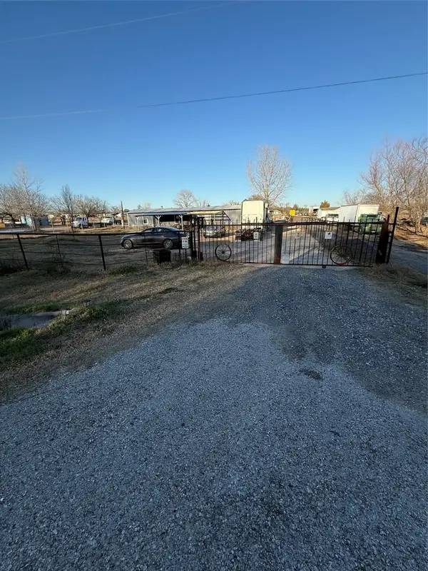 3751 Fm 660, Ferris, TX 75125