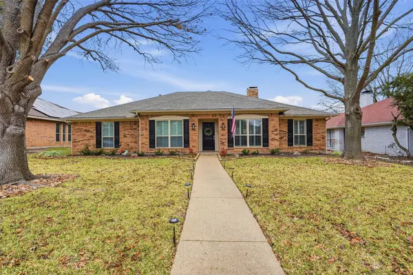 716 Willow Brook Drive, Allen, TX 75002