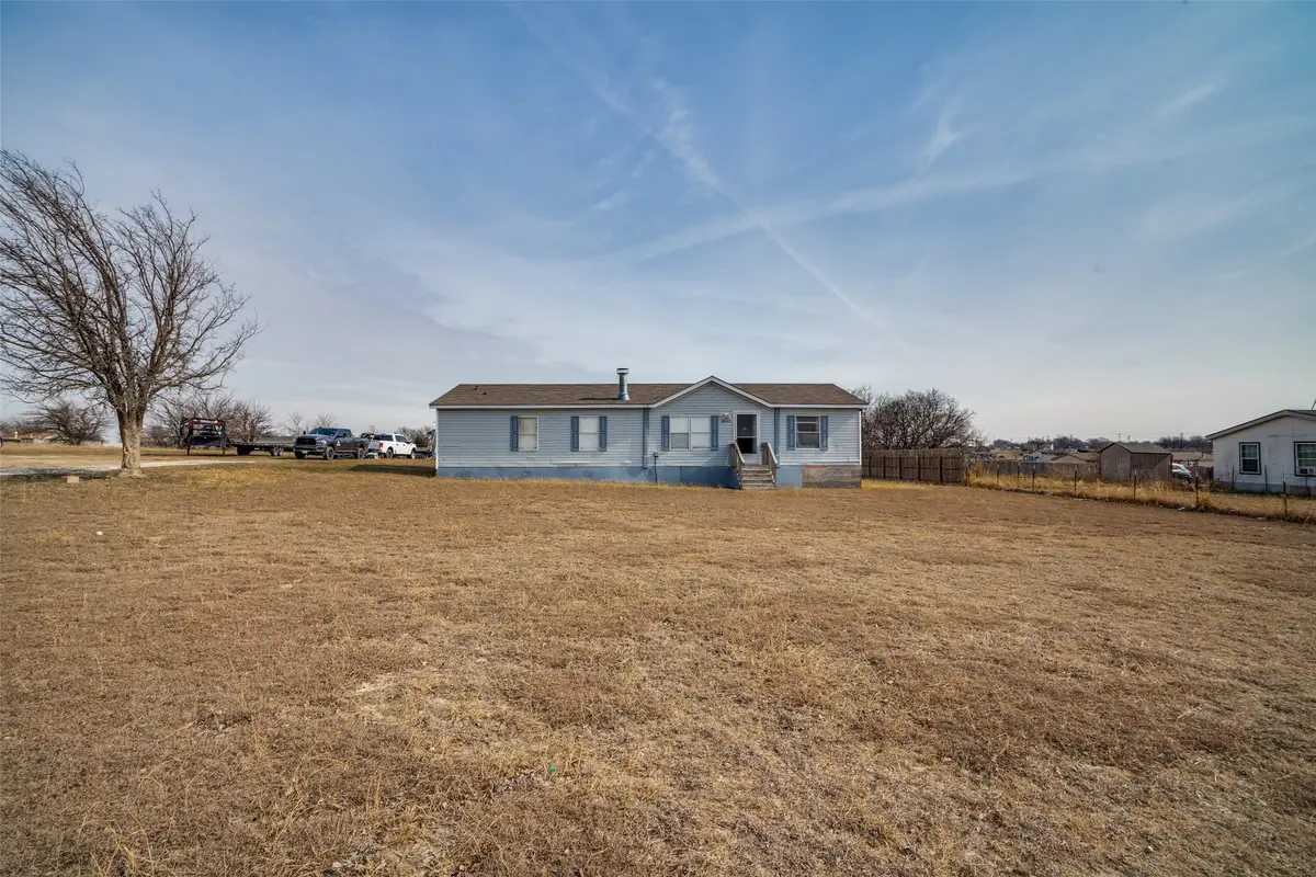 8523 Angus Drive, Justin, TX 76247 - Image #1