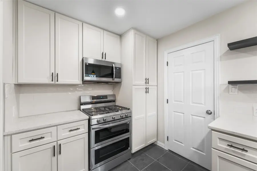 311 N Tennant Street, Dallas, TX 75208 - Image #2