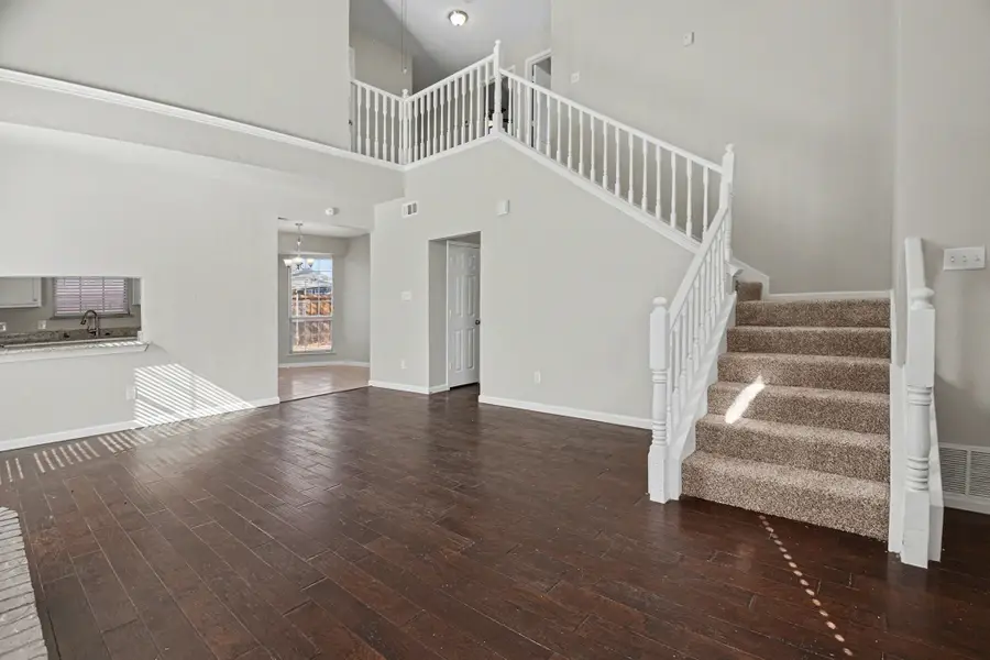 2102 Ridgecliff Drive, Keller, TX 76248 - Image #3