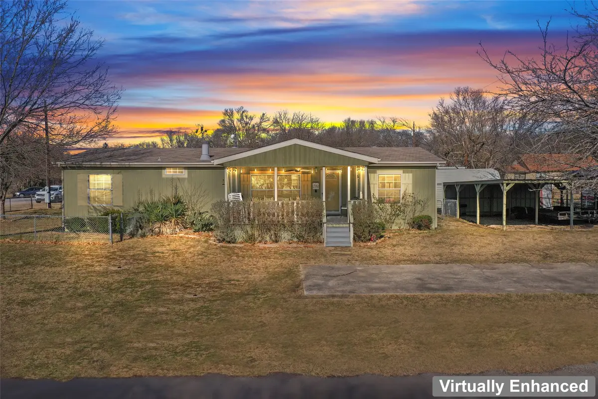 89 Park Lane, Gainesville, TX 76240 - Image #1