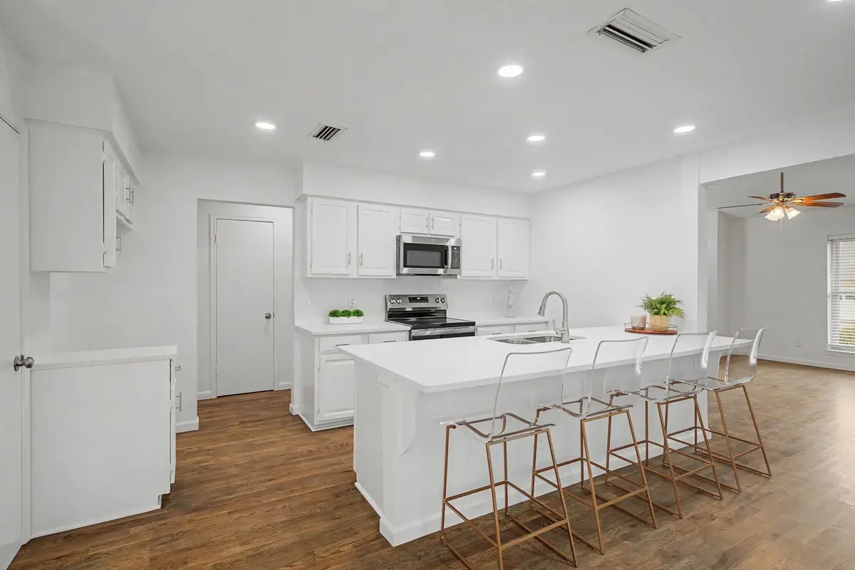 2217 Benbrook Drive, Carrollton, TX 75007 - Image #1