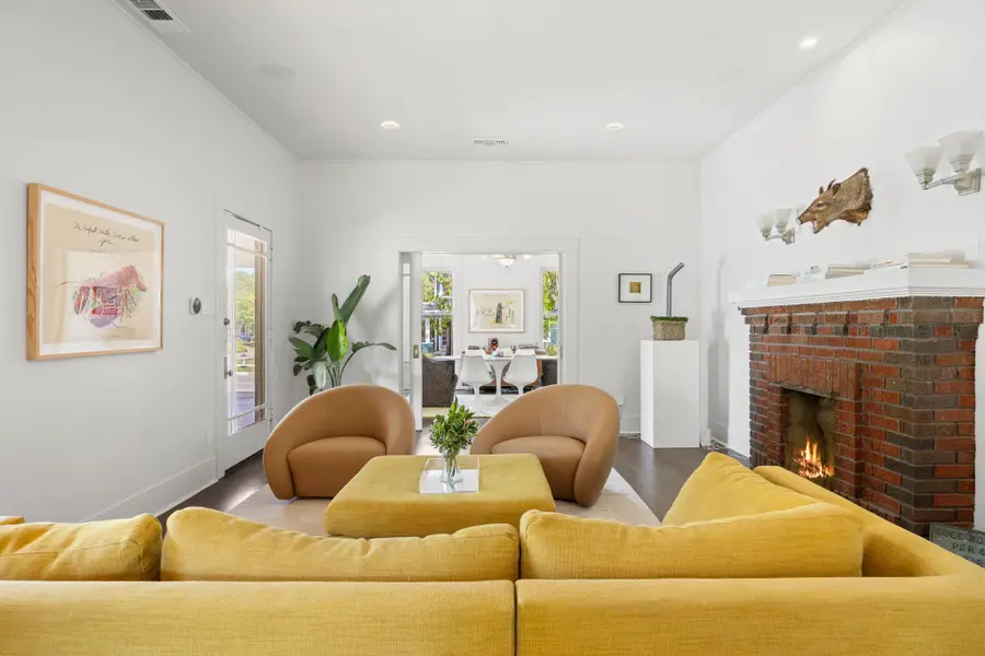 732 Haines Avenue, Dallas, TX 75208 - Image #2