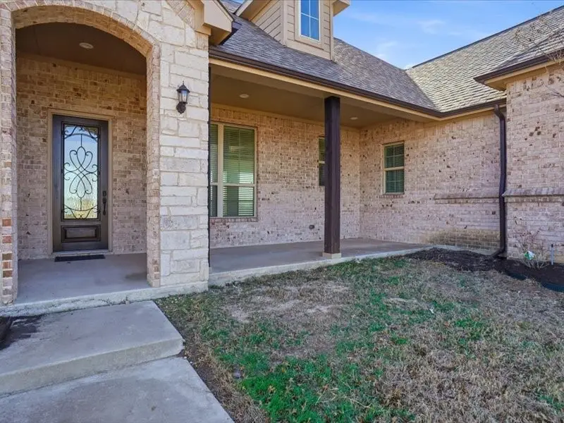 4021 J E Woody Road, Springtown, TX 76082 - Image #3