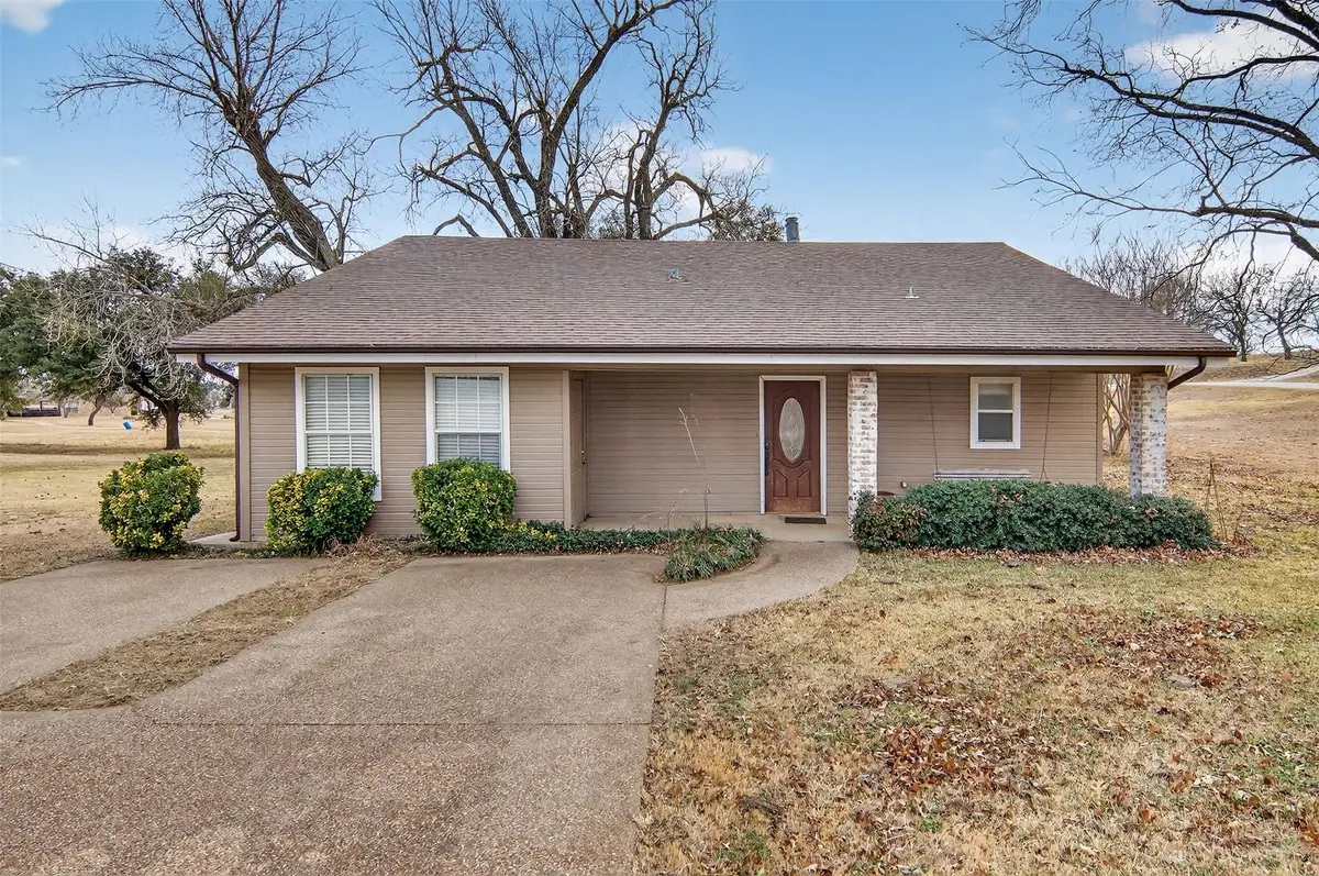 135 Lakeview Drive, Runaway Bay, TX 76426 - #1