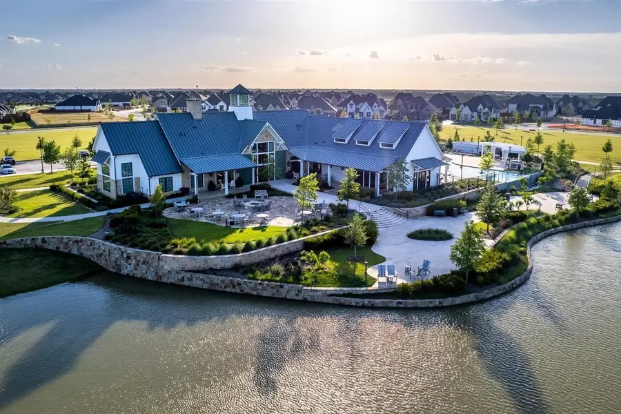 1816 Trotter Trail, Aubrey, TX 76227 - Image #3