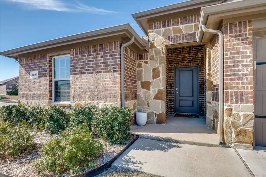 3204 Everly Drive, Fate, TX 75189 - Image #3