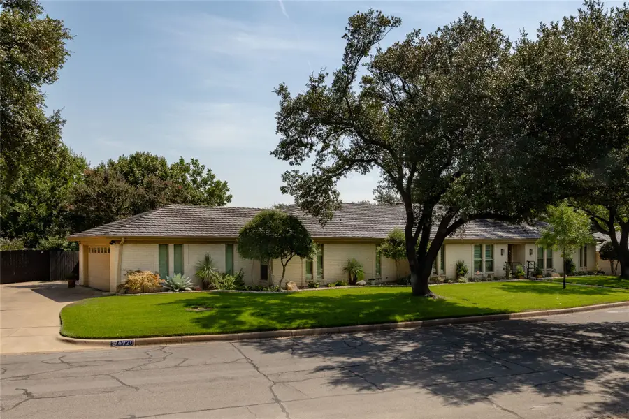 6920 Tumbling Trail, Fort Worth, TX 76116 - #2