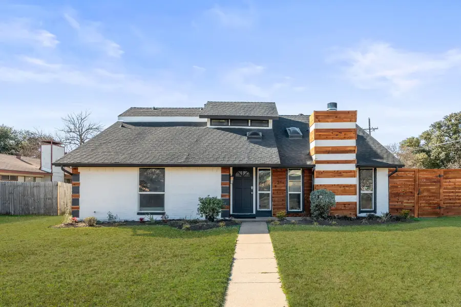 1302 Westwood Drive, Lewisville, TX 75067 - Image #2